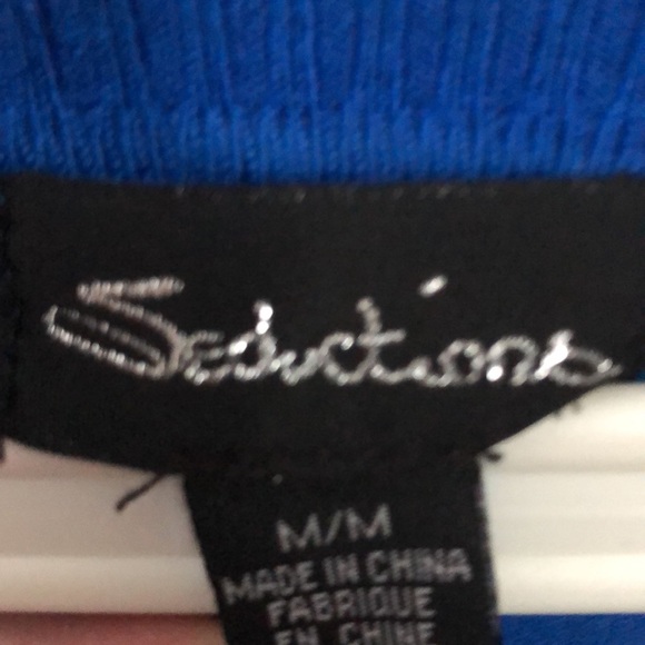 Size M Blue Sweater - Picture 2 of 4